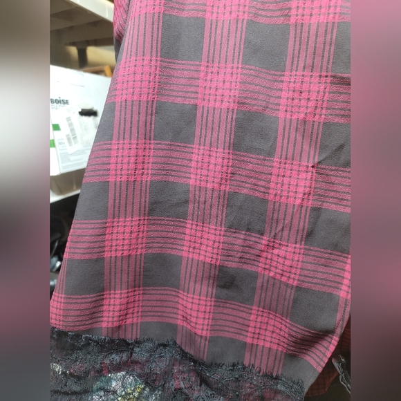 Buffalo Plaid Torrid Top - Picture 6 of 6